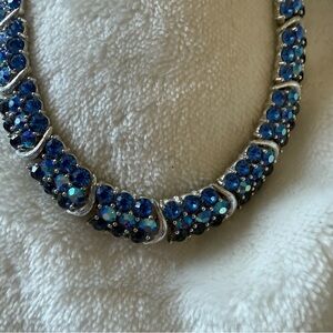 LISNER vintage 1940S 1950S silver tone, blue Aurora, borealis choker necklace